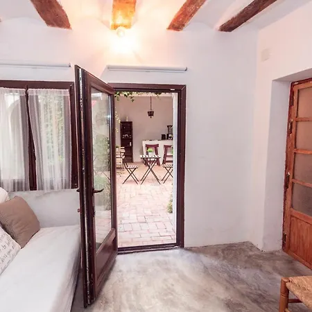 La Casa De Felix Villena