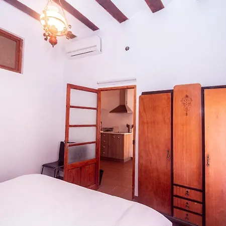 La Casa De Felix Villena